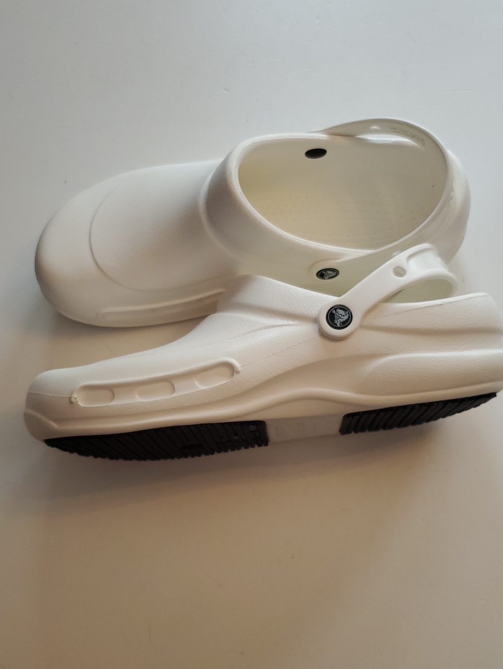 CROCS MensWhite Clog with Black Sole Size 12 New.
